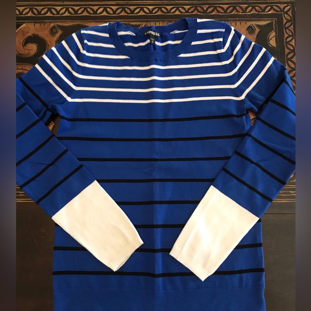 Small super stretch Express dress shirt!